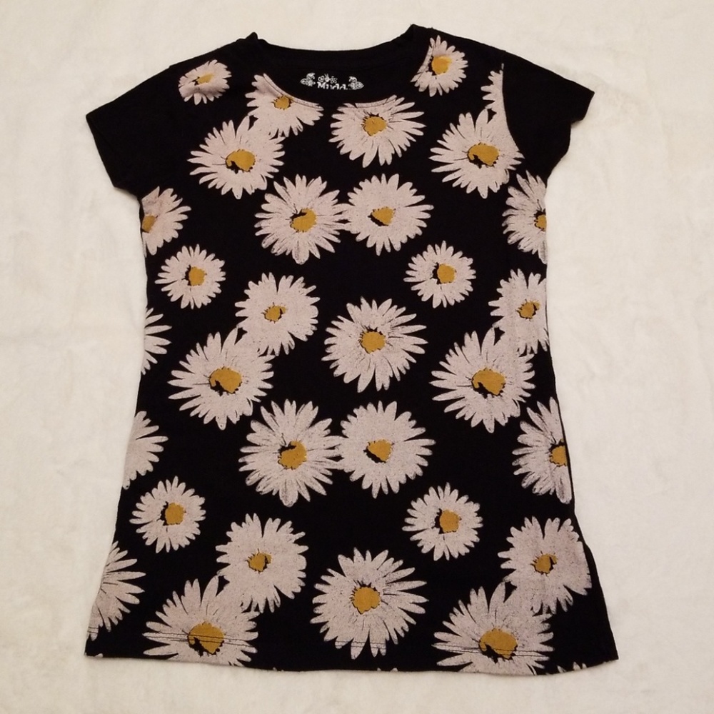 Girls Black Dasiy Tee by Mudd Size 12